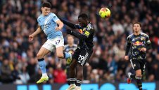 Манчестър Сити измъкна победата срещу Груев и компания