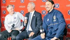 Стоичков интервюира Ибра и Швайни в Чикаго