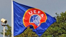 УЕФА призна за проблем с новия формат от 24 отбора на Евро 2016