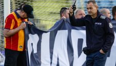 Журналист оплю мощно Наско Сираков: Шмекер! Жалък президент!