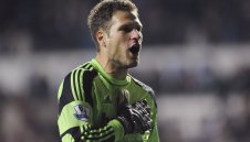 Челси си заплю заместник на Чех