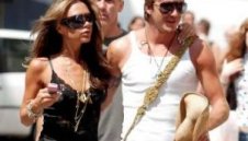 “Билд” се подиграва на роднините на Бекъм