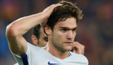 Челси остана без Алонсо в 3 мача