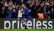 Реал почва пазарлъците за Азар