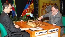 Топалов спечели "Шахматния Уимбълдън"