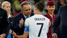 Дракслер излиза като титуляр утре