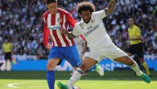 Фернандо Торес ще продължи да вкарва за Атлетико Мадрид
