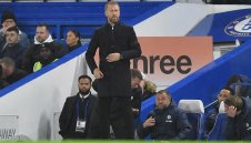 На гилотината: Челси взе решение за Потър