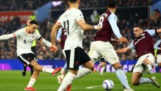 Формата на Червените като гост може да е решаваща по пътя към титлата