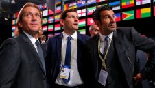 Не е за вярване, но е истина: Легенди на Реал идват в... Симитли!