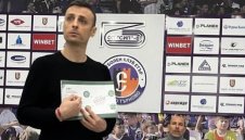 Предизборната обиколка продължава! Бербатов и Петров със среща в Търново