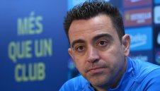 Шави: Нямам и един спокоен ден в Барса