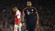 Крал Артур(о) е последният коз на Байерн в покера за Алексис