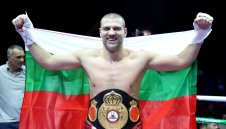 Тервел за Уебстър: Гонгът го спаси