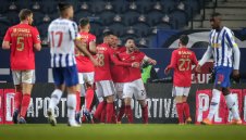 Става страшно: 17 с коронавирус в Бенфика, отлагат се мачове