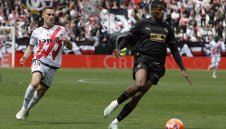 Арсенал чака още един нов направо в Сингапур