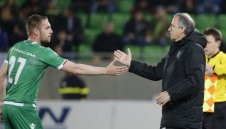 Лудогорец поиска "А" група с 10 отбора