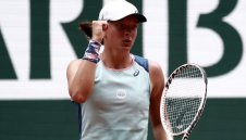 Швьонтек тръгна мощно в Ню Йорк