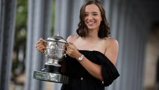 Надал намигна на шампионката Швьонтек с... целувка