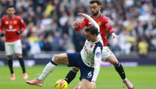 Юнайтед измъкна точка в зрелище срещу Тотнъм