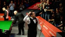 Рони О'Съливан горя в Ада, но оцеля