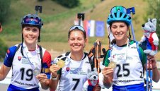 Българка стана за втори път световна шампионка в летния биатлон 