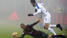 Смелчаците от Аталанта спънаха Милан в мъглата + ВИДЕО