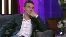 Азиска влиза в съблекалнята на Левски