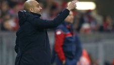 Гуардиола: Пробвах и с петима нападатели, но не стана