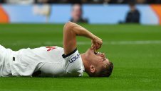 Притеснение за Тотнъм. Защитник може да е аут за дълго