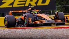 Макларън отговори подобаващо на темпото на Верстапен