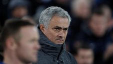 Юнайтед се стресна, Моуриньо иска да си ходи