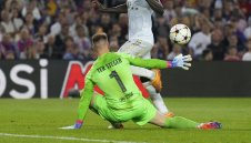 Инфекция: Тер Стеген няма да лети с Бундестима за Оман