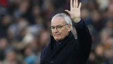 Раниери плаши с промени при Лисиците