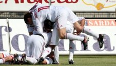 Автогол носи 3:2 на Милан в Сардиния