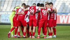 ЦСКА изкушава огромно име за нов треньор с невиждан договор