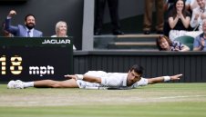 На полуфинал! Джокович с фамозен обрат от 0:2 сета на Уимбълдън