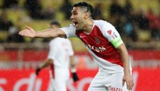 Милан и Лацио вече са отправили апетитни оферти към Фалкао
