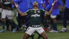 Драма с дузпи: C 9 души Палмейрас се класира за полуфинал за Копа Либертародес