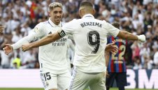 "Кралски" Реал срази Барса и се върна на трона си