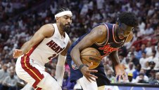 Пак домакините доминират в НБА