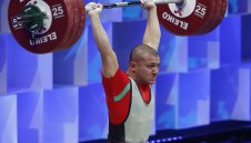 Вальо Генчев остана пети на световното по щанги