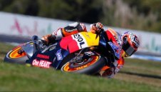 Кейси Стонър доминира в свободните тренировки на “Филип Айлънд”