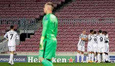 Роналдо спечели битката! Юве разби Барса насред "Ноу Камп" 