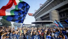 Милан и Интер за стадиона: Исторически момент!