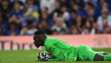 Челси вдига титулярния си вратар за дербито с Ман Сити