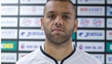 Сашо Алвеша беснее: Измислен втори жълт картон!