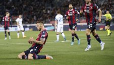 Средняк спъна Ман Юнайтед за Арнаутович