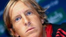 Амброзини е третият капитан на Милан за 27 г.