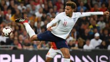 Комо гони Деле Али